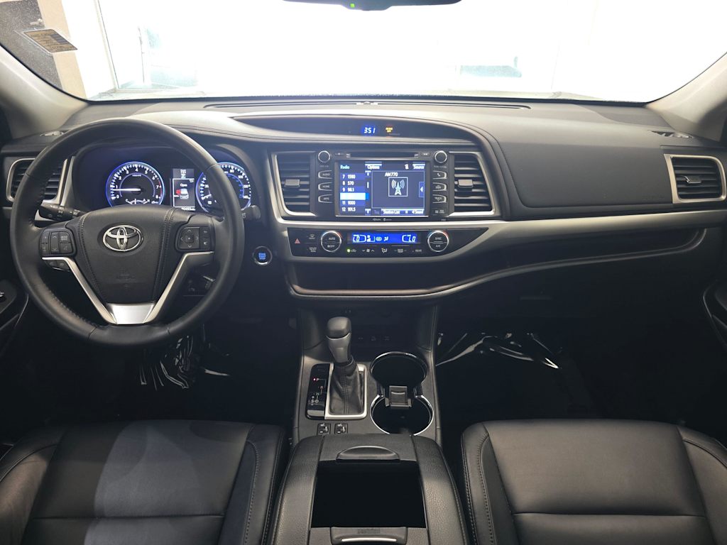 Thumbnail: 2014 Toyota Highlander - 10
