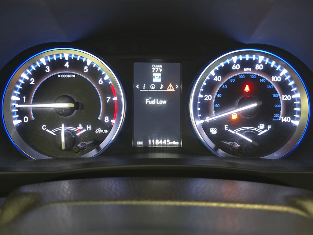 Thumbnail: 2016 Toyota Highlander - 18