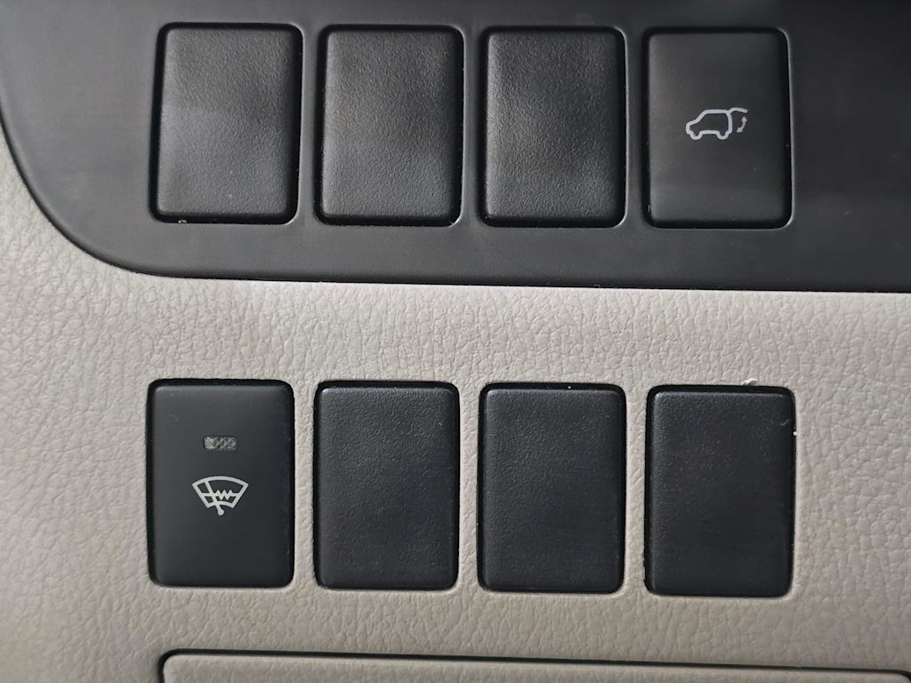 Thumbnail: 2016 Toyota Highlander - 26