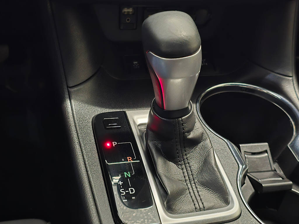 Thumbnail: 2019 Toyota Highlander - 16