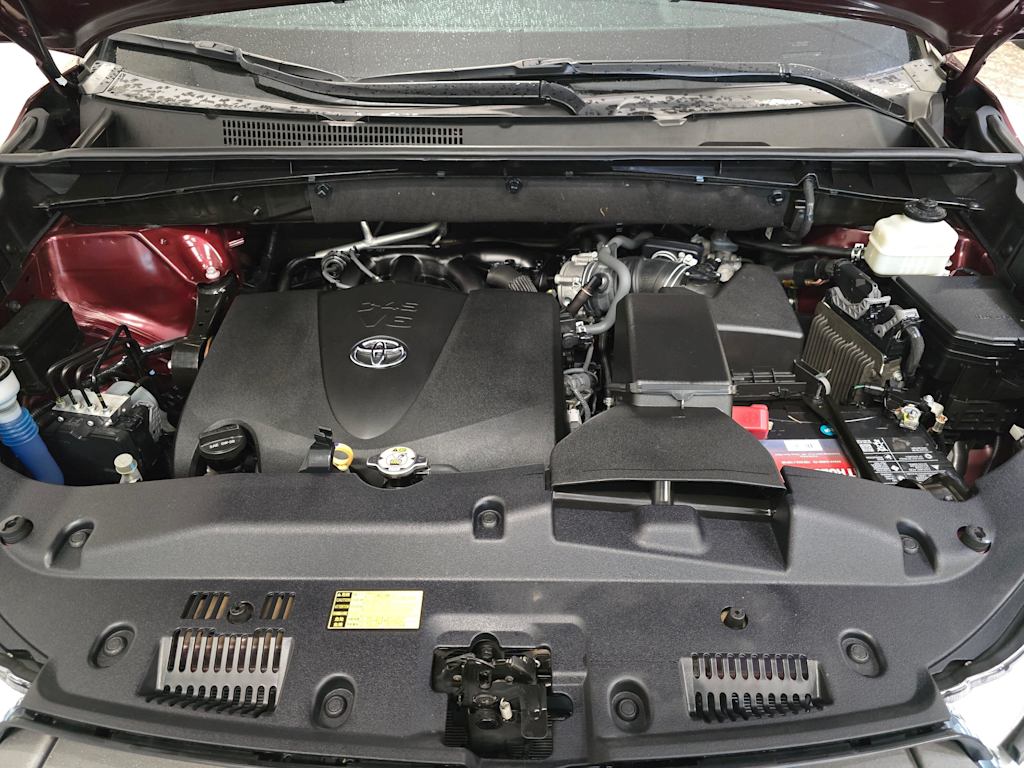 Thumbnail: 2019 Toyota Highlander - 8