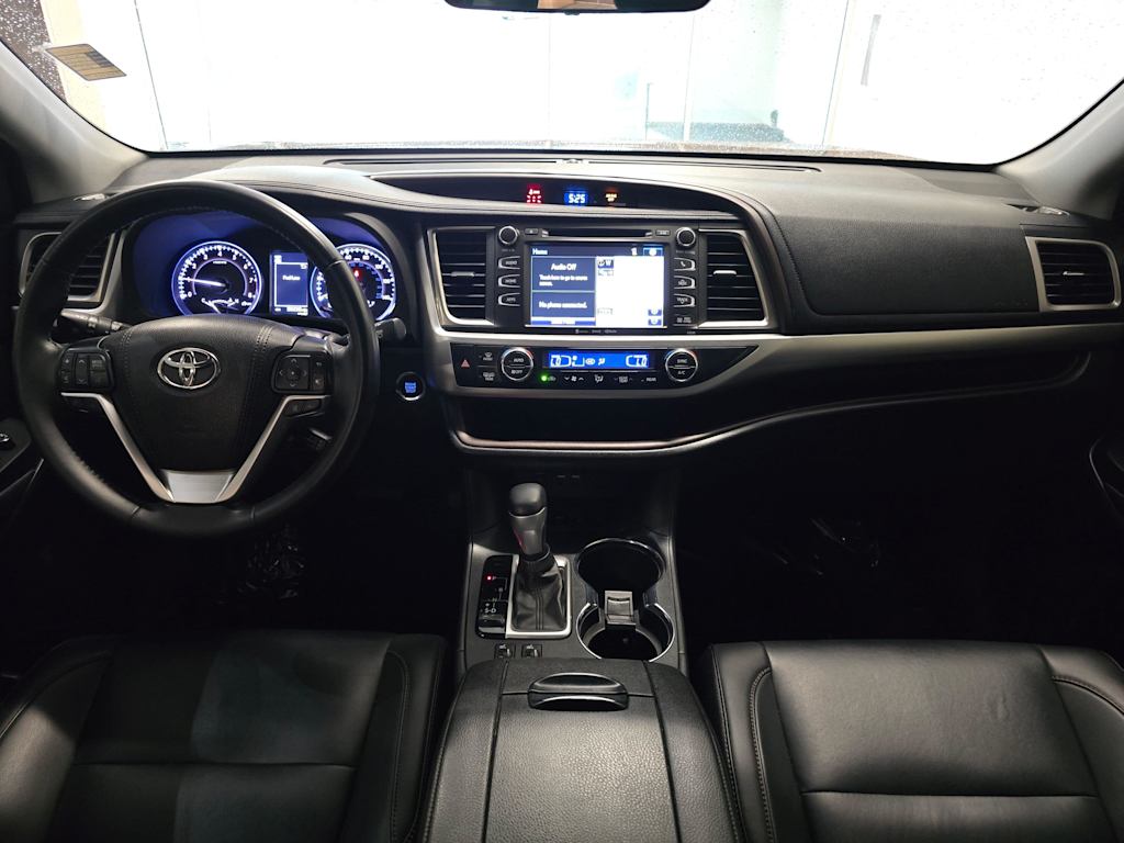 Thumbnail: 2019 Toyota Highlander - 9