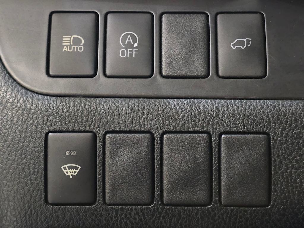 Thumbnail: 2019 Toyota Highlander - 25