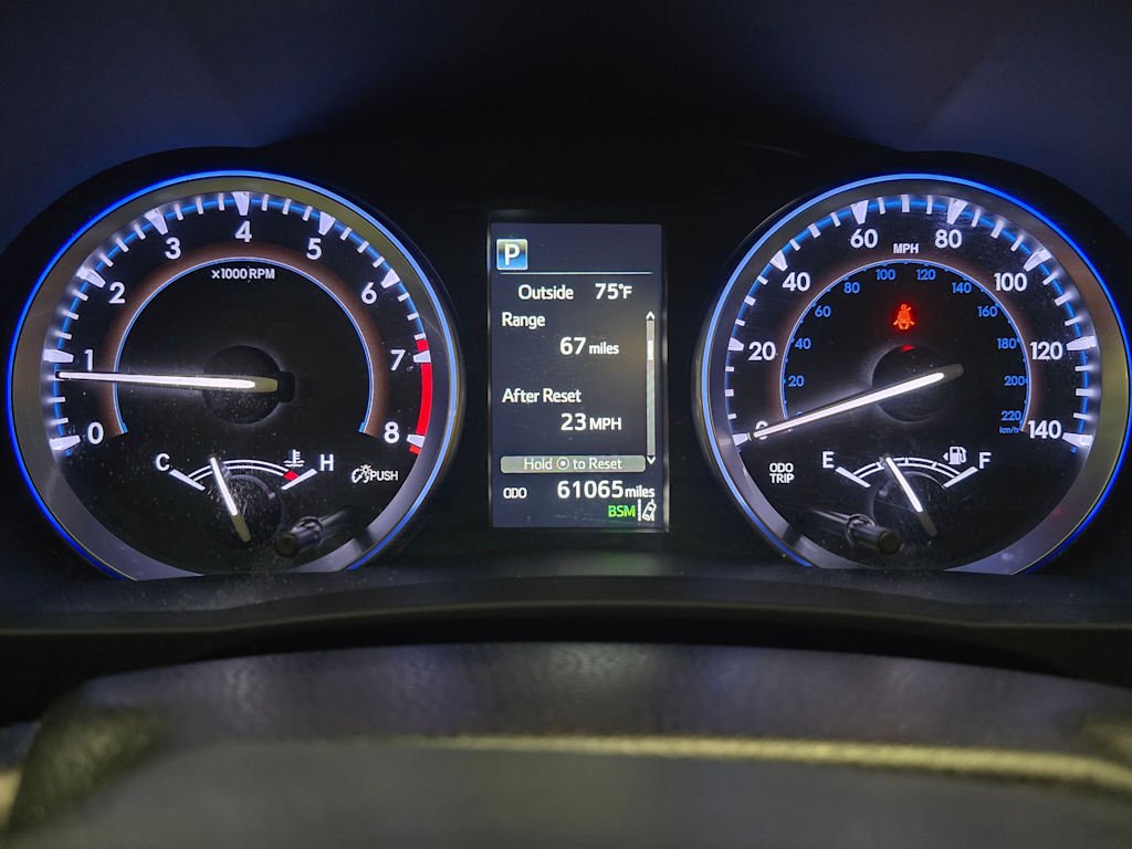 Thumbnail: 2018 Toyota Highlander - 17