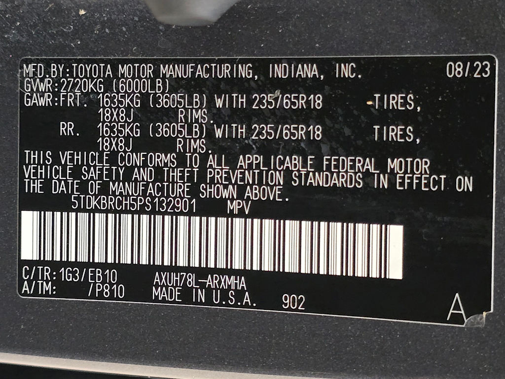 Thumbnail: 2023 Toyota Highlander - 21