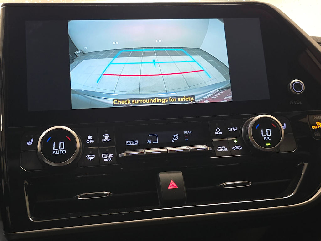 Thumbnail: 2025 Toyota Highlander - 15