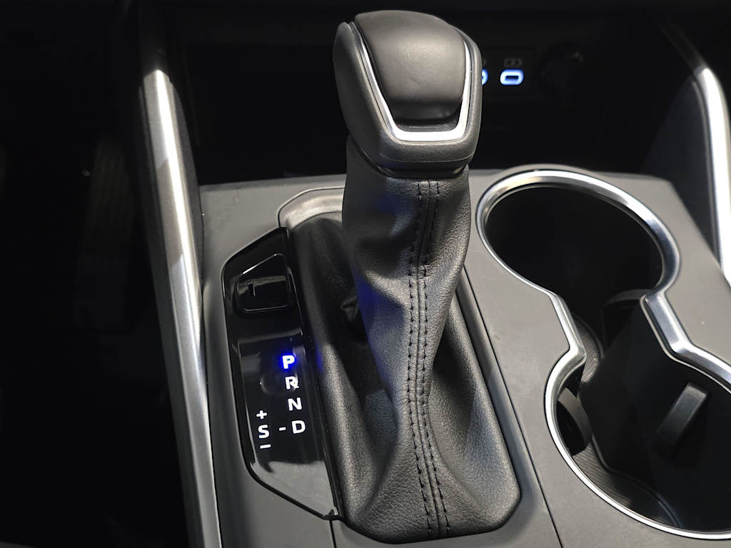 Thumbnail: 2025 Toyota Highlander - 16