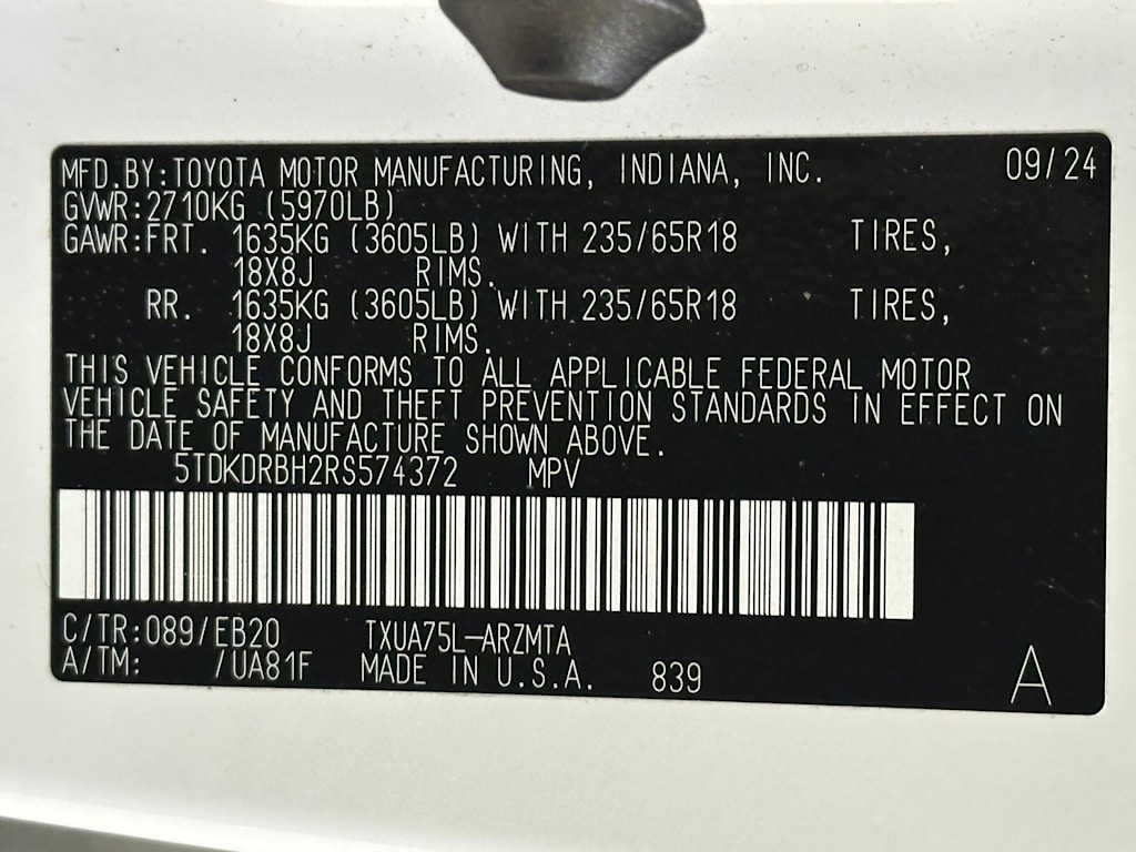 Thumbnail: 2024 Toyota Highlander - 20