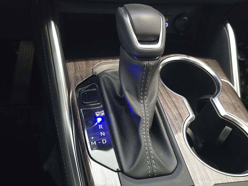 Thumbnail: 2025 Toyota Highlander - 17