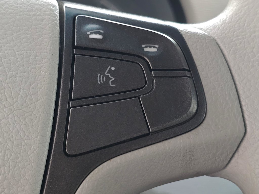 Thumbnail: 2011 Toyota Sienna - 25