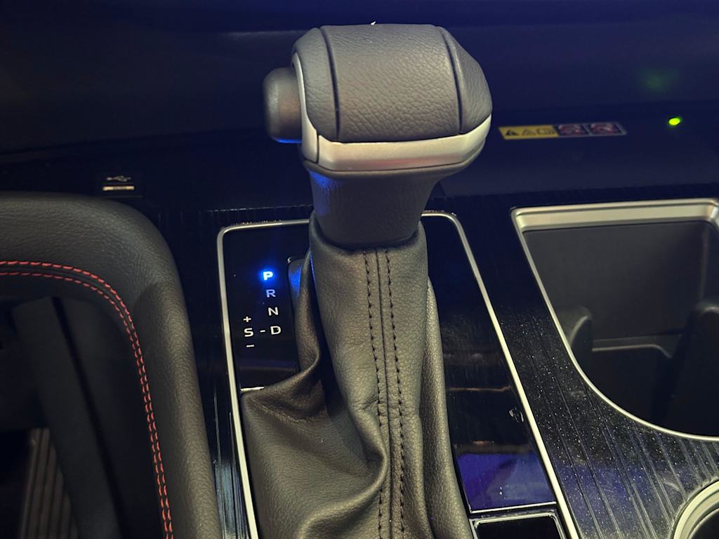 Thumbnail: 2025 Toyota Sienna - 16