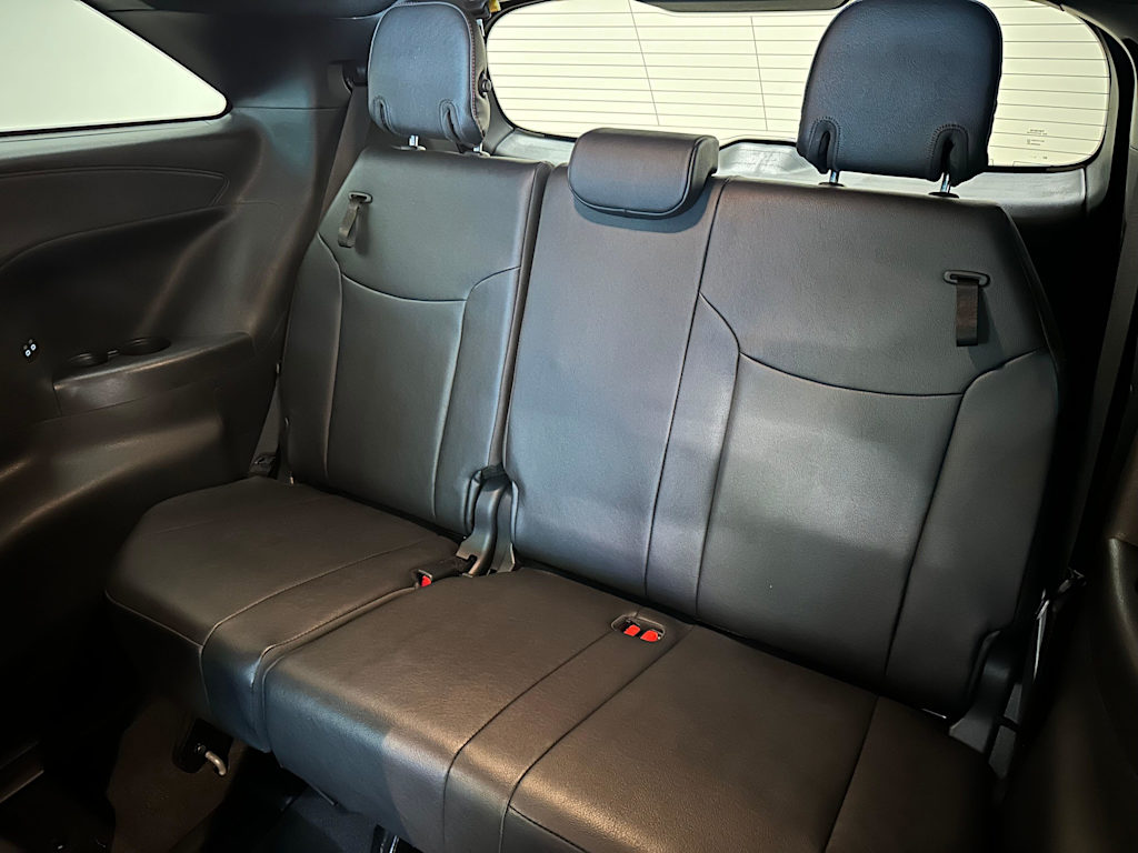 Thumbnail: 2025 Toyota Sienna - 28
