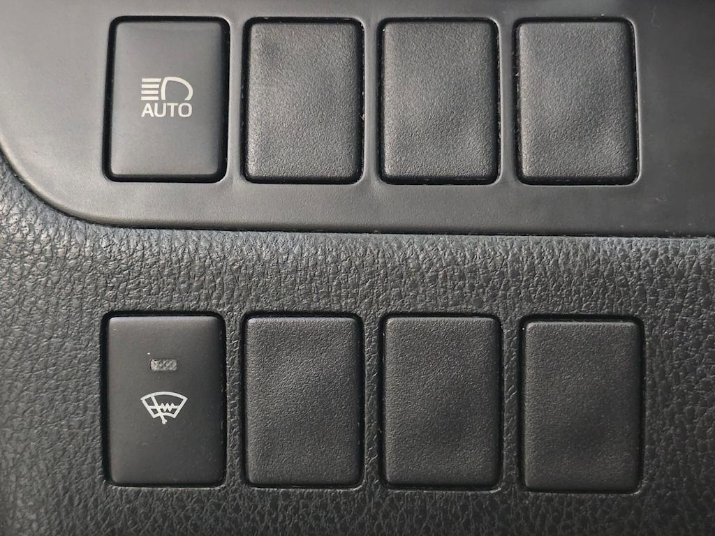 Thumbnail: 2019 Toyota Highlander - 24