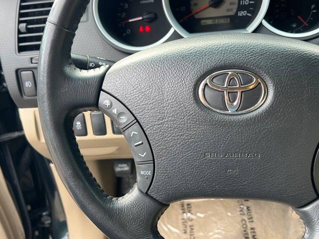 2009 Toyota Tacoma S-Runner 23
