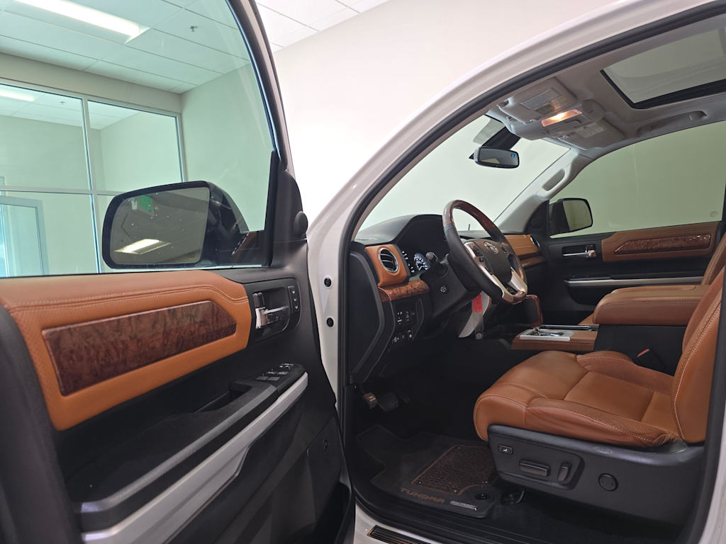 Thumbnail: 2018 Toyota Tundra - 14