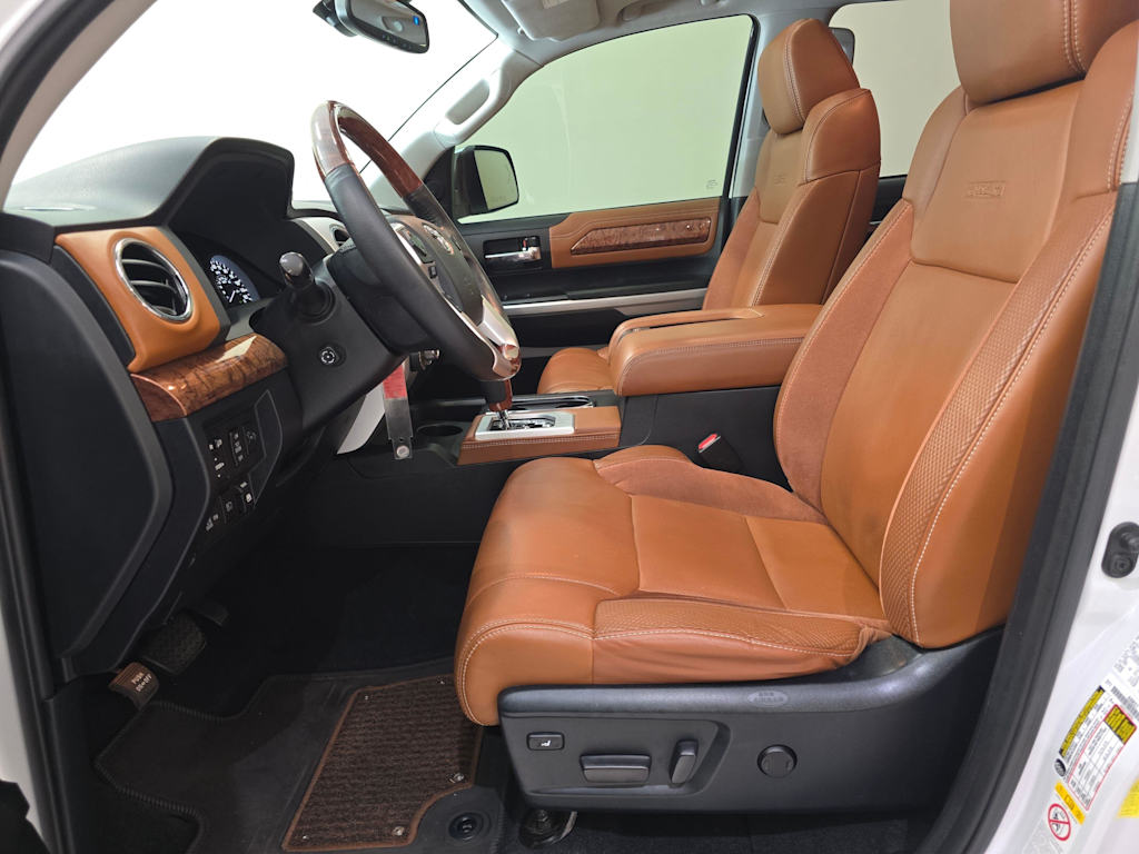 Thumbnail: 2018 Toyota Tundra - 10