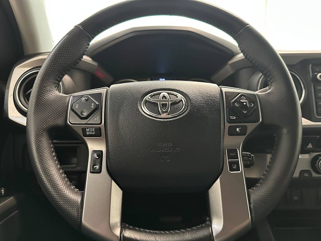Thumbnail: 2019 Toyota Tacoma - 14