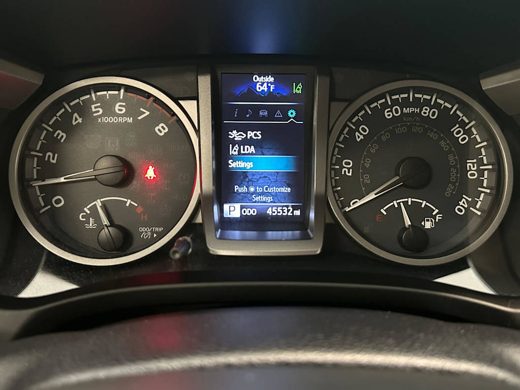 Thumbnail: 2019 Toyota Tacoma - 24