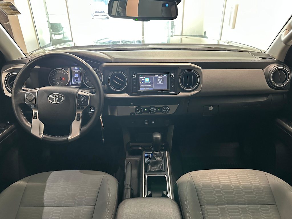 Thumbnail: 2019 Toyota Tacoma - 10