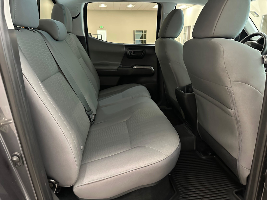Thumbnail: 2019 Toyota Tacoma - 30