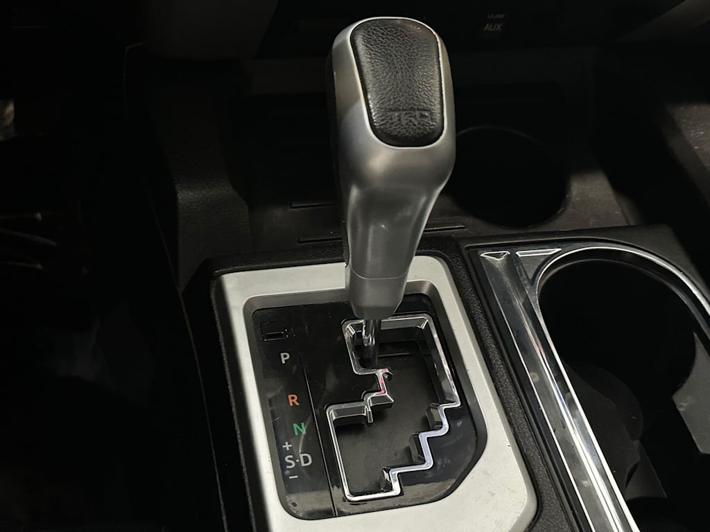 Thumbnail: 2019 Toyota Tundra - 17