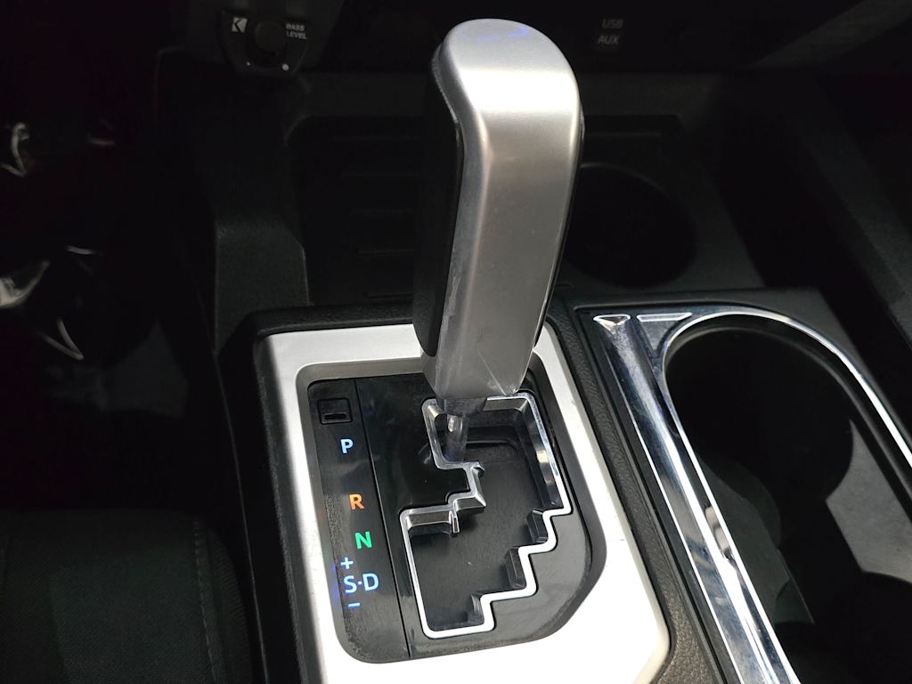Thumbnail: 2017 Toyota Tundra - 16