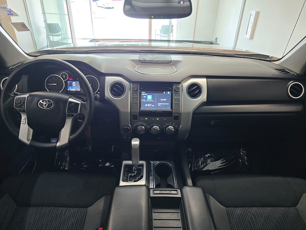 Thumbnail: 2017 Toyota Tundra - 9