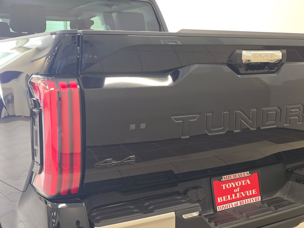 Thumbnail: 2023 Toyota Tundra - 21
