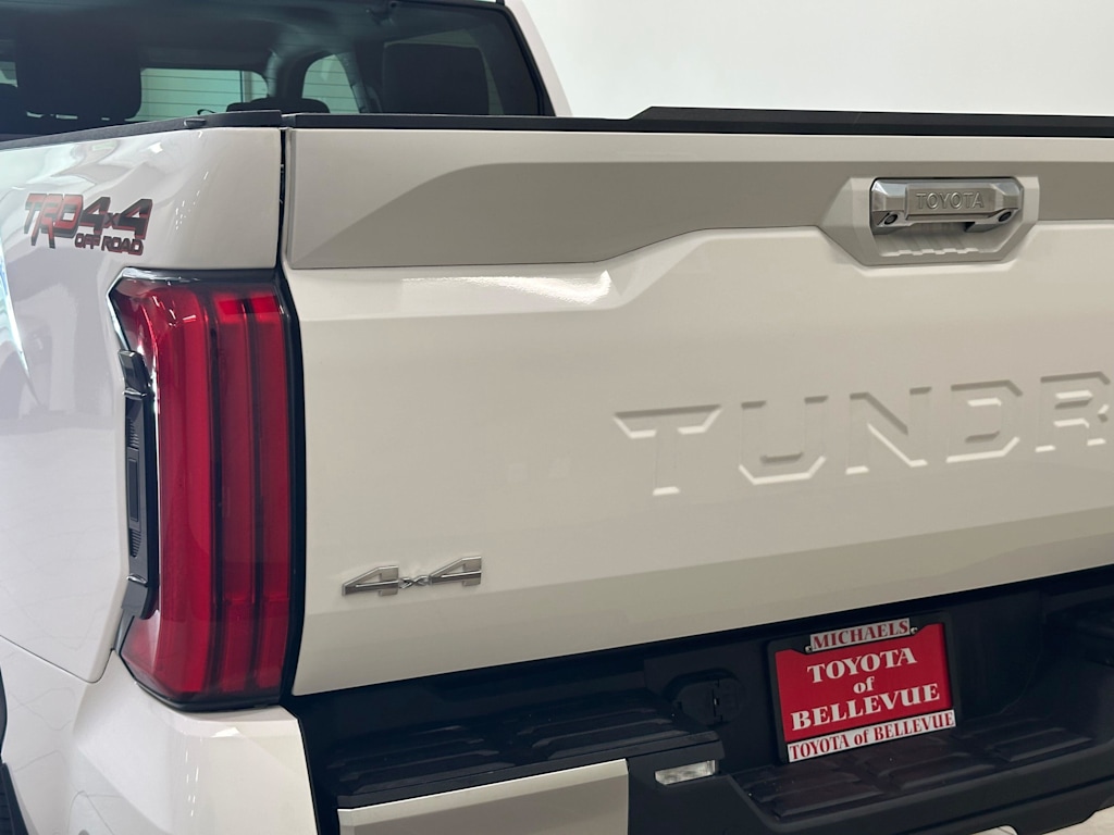 Thumbnail: 2023 Toyota Tundra - 23