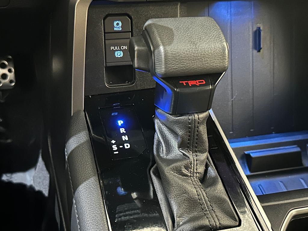 Thumbnail: 2023 Toyota Tundra - 17