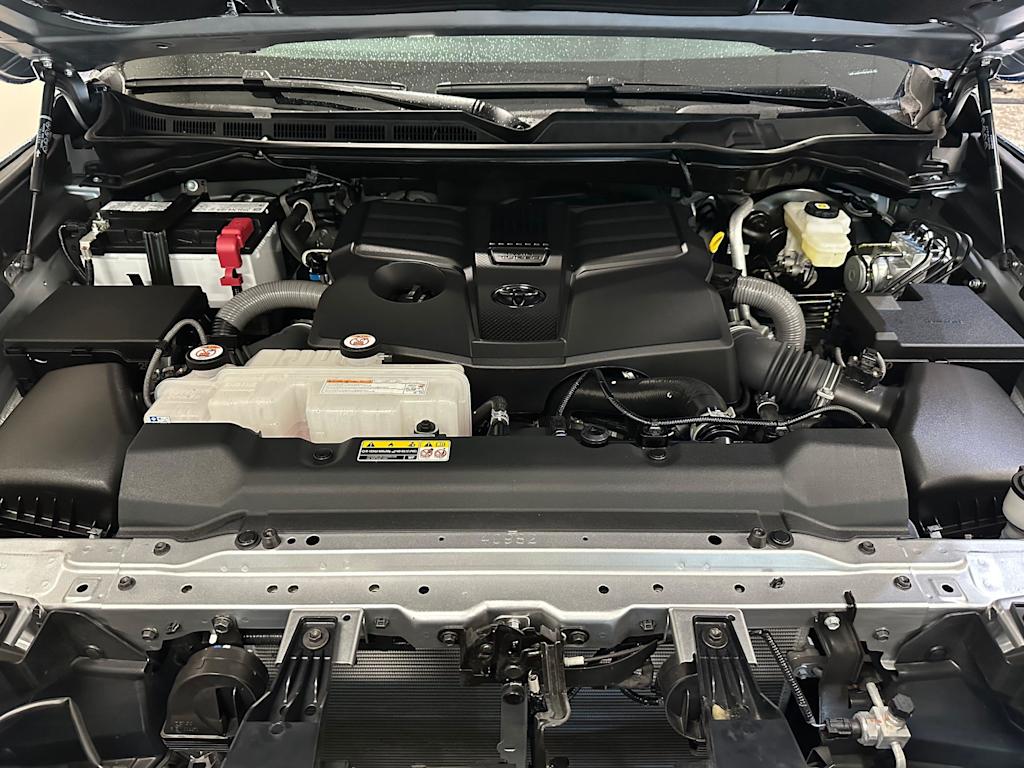 Thumbnail: 2023 Toyota Tundra - 9