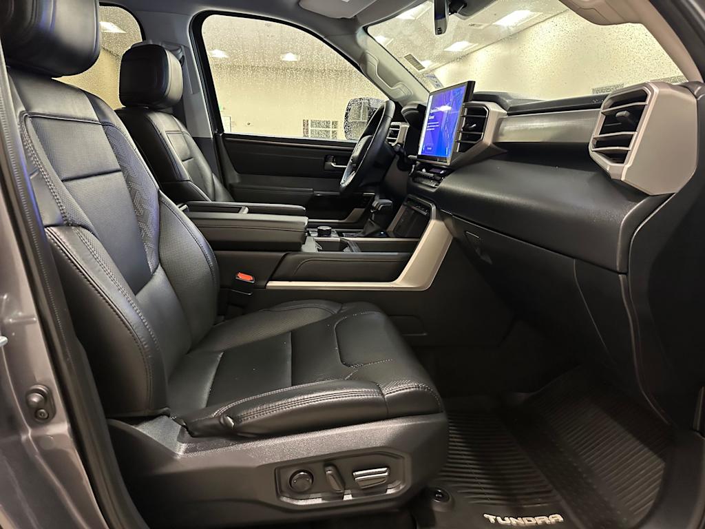 Thumbnail: 2023 Toyota Tundra - 11