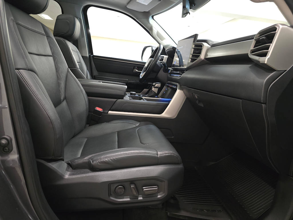 Thumbnail: 2024 Toyota Tundra - 12