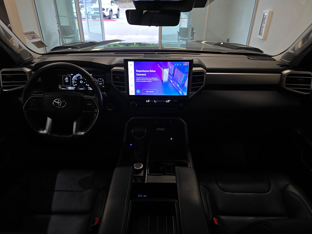 Thumbnail: 2024 Toyota Tundra - 10