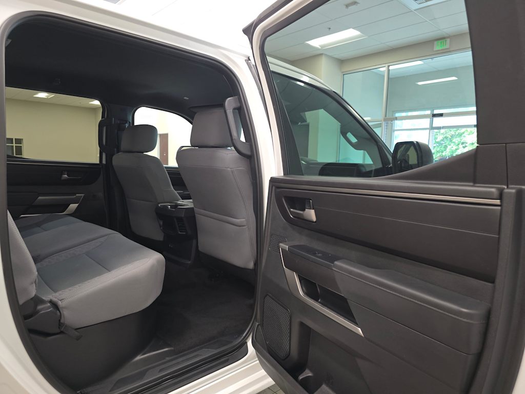 Thumbnail: 2025 Toyota Tundra - 31