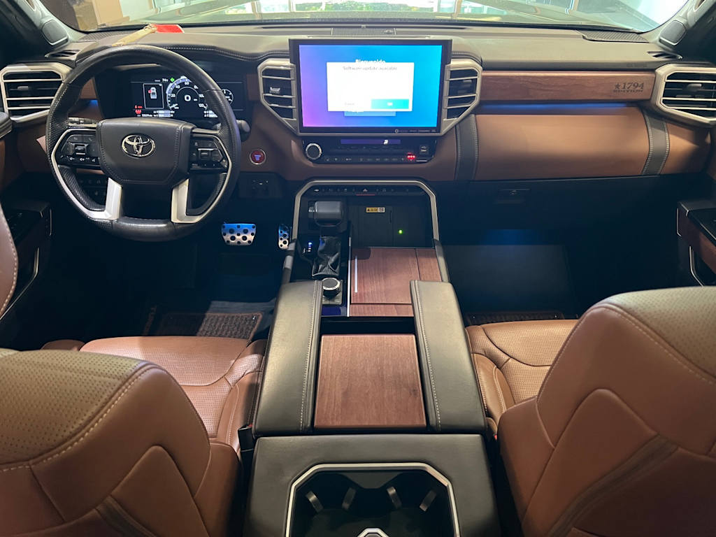 Thumbnail: 2024 Toyota Tundra - 10