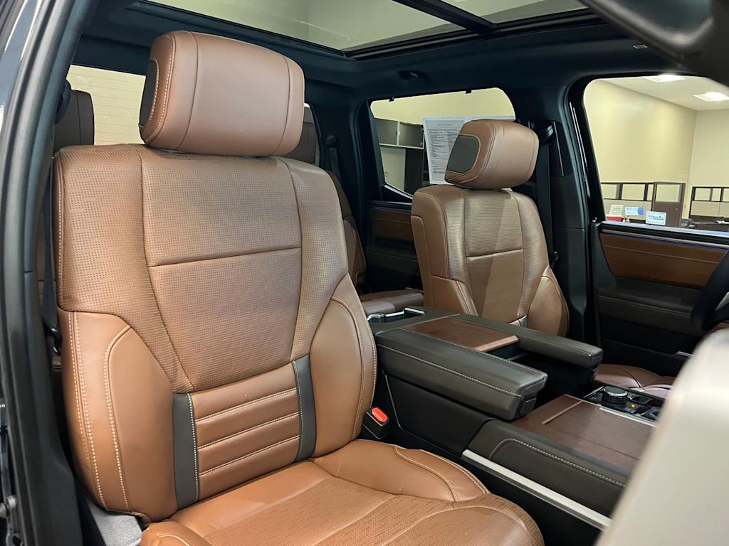 Thumbnail: 2024 Toyota Tundra - 12