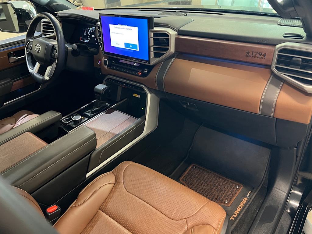Thumbnail: 2024 Toyota Tundra - 14