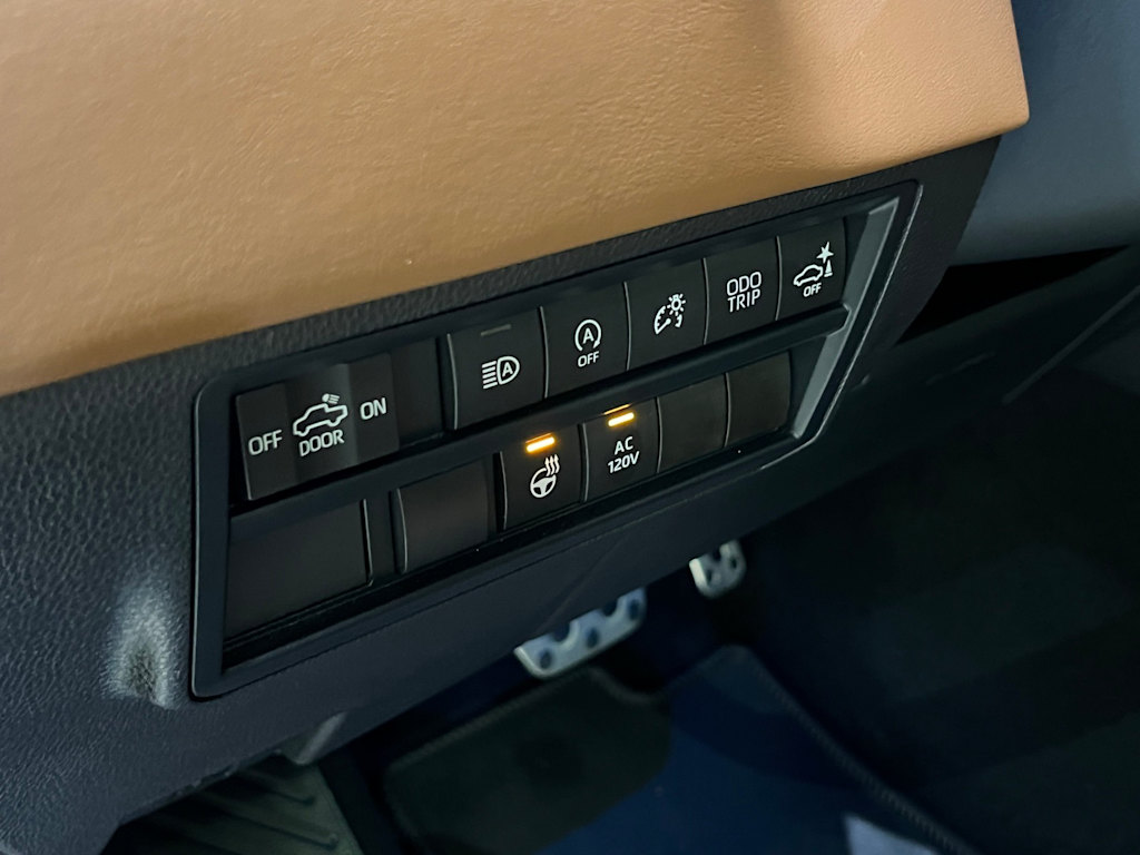 Thumbnail: 2024 Toyota Tundra - 22