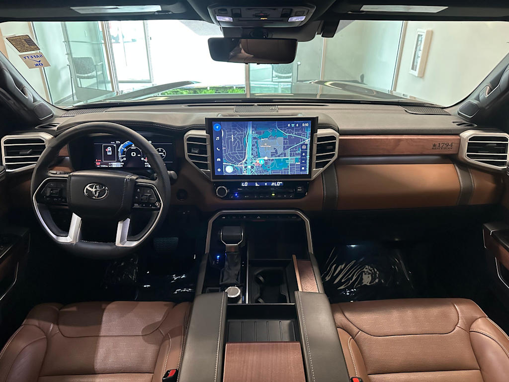 Thumbnail: 2025 Toyota Tundra - 10