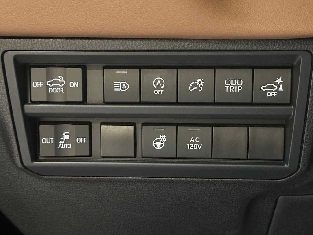 Thumbnail: 2025 Toyota Tundra - 27