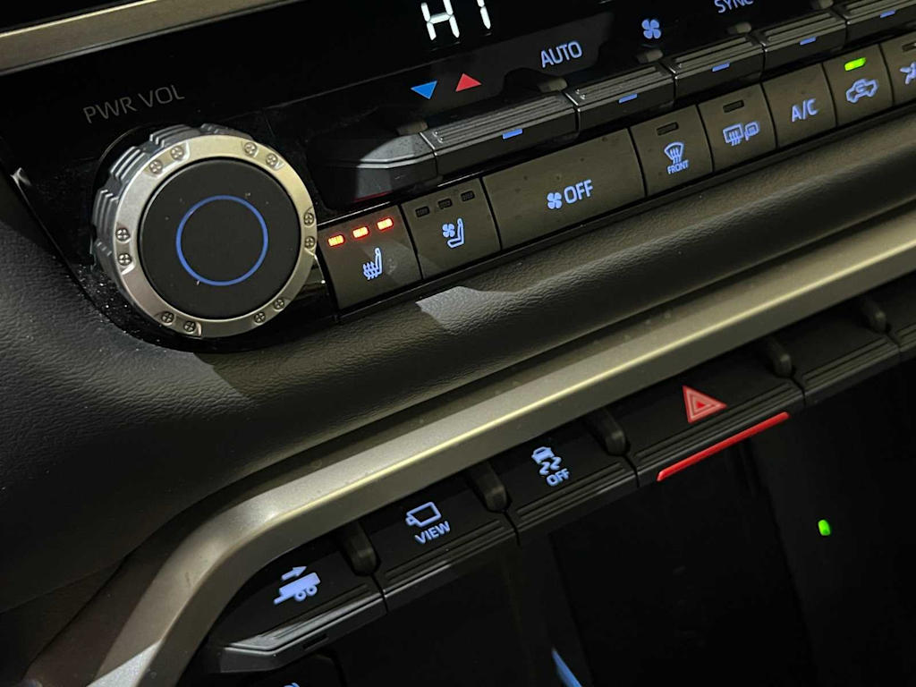 Thumbnail: 2023 Toyota Tundra - 28