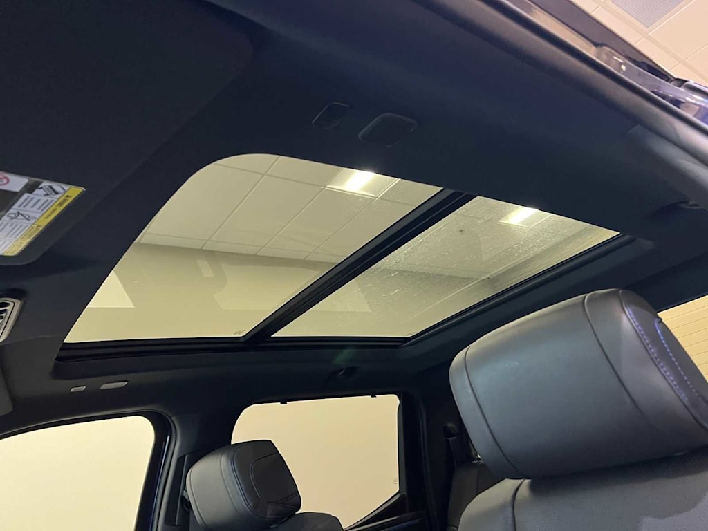 Thumbnail: 2023 Toyota Tundra - 21