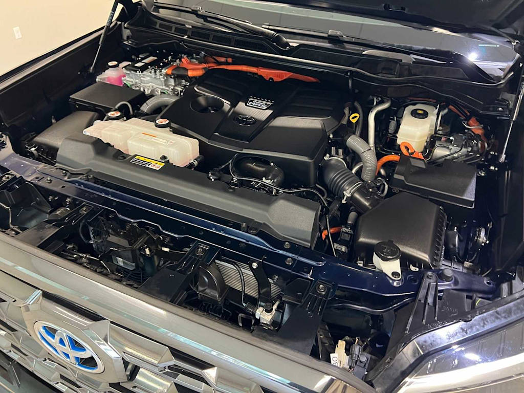 Thumbnail: 2023 Toyota Tundra - 9