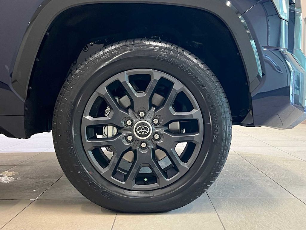 Thumbnail: 2023 Toyota Tundra - 8