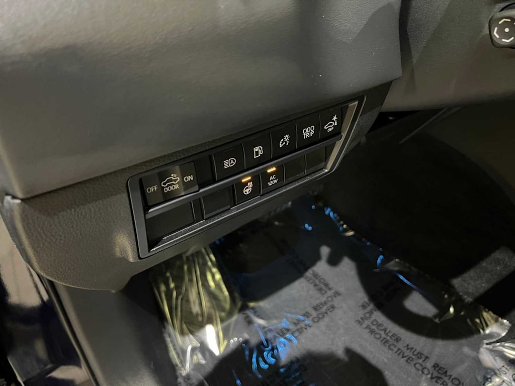 Thumbnail: 2023 Toyota Tundra - 17