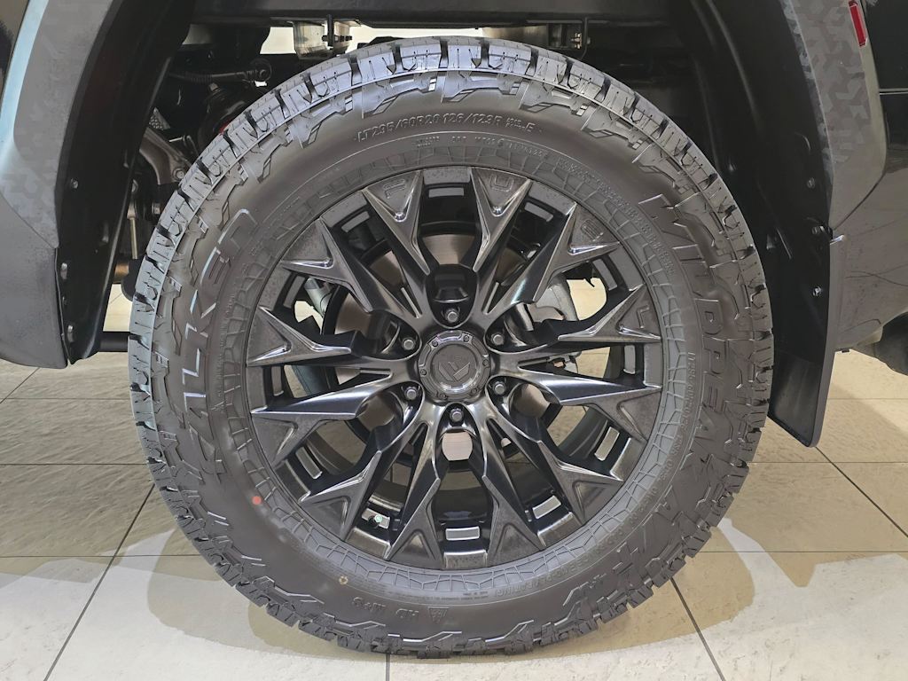 Thumbnail: 2025 Toyota Tundra - 8