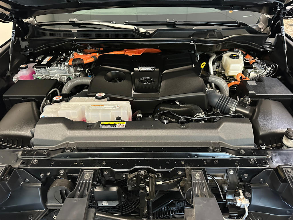 Thumbnail: 2024 Toyota Tundra - 9