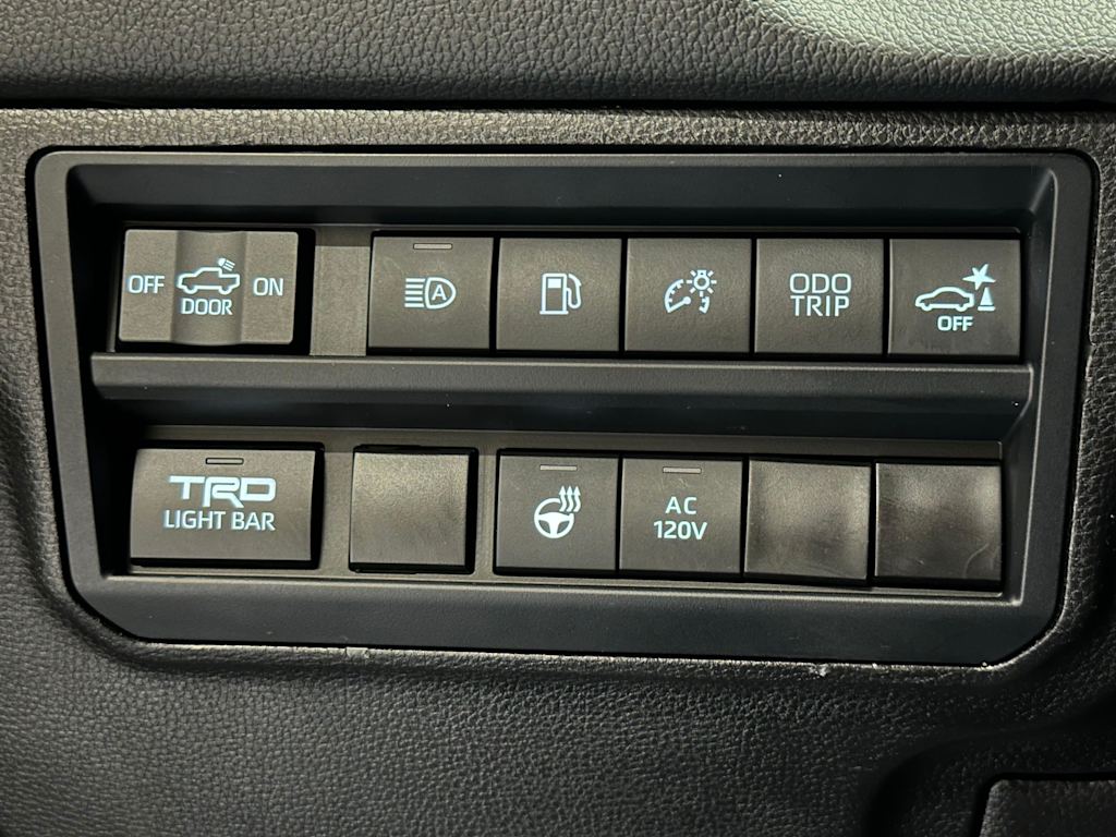 Thumbnail: 2025 Toyota Tundra - 27