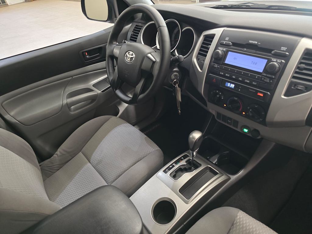 Thumbnail: 2012 Toyota Tacoma - 30